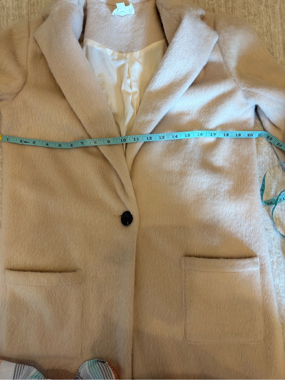 Everly Women’s Cream Colored Long Wool-Blend Coat Size Small - Picture 14 of 15